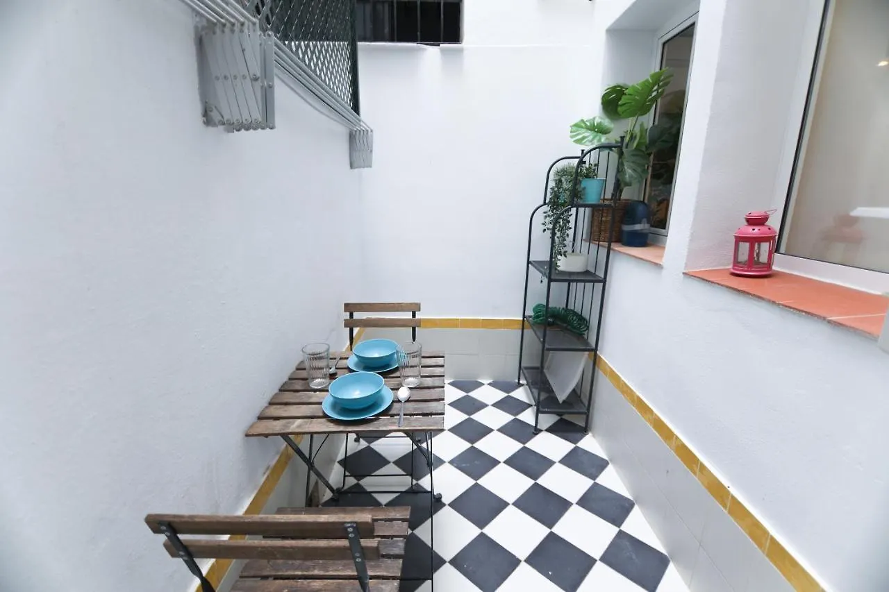 Rentalsevilla Espacioso Y Acogegor Apartamento De 3 Dormitorios Испания